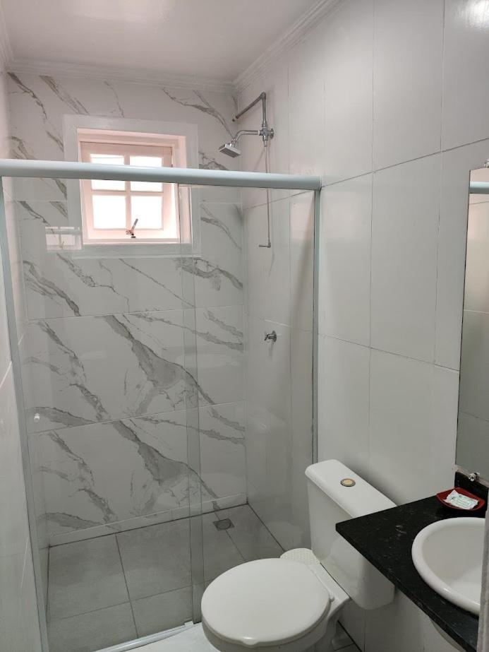 Suites Парати Екстериор снимка